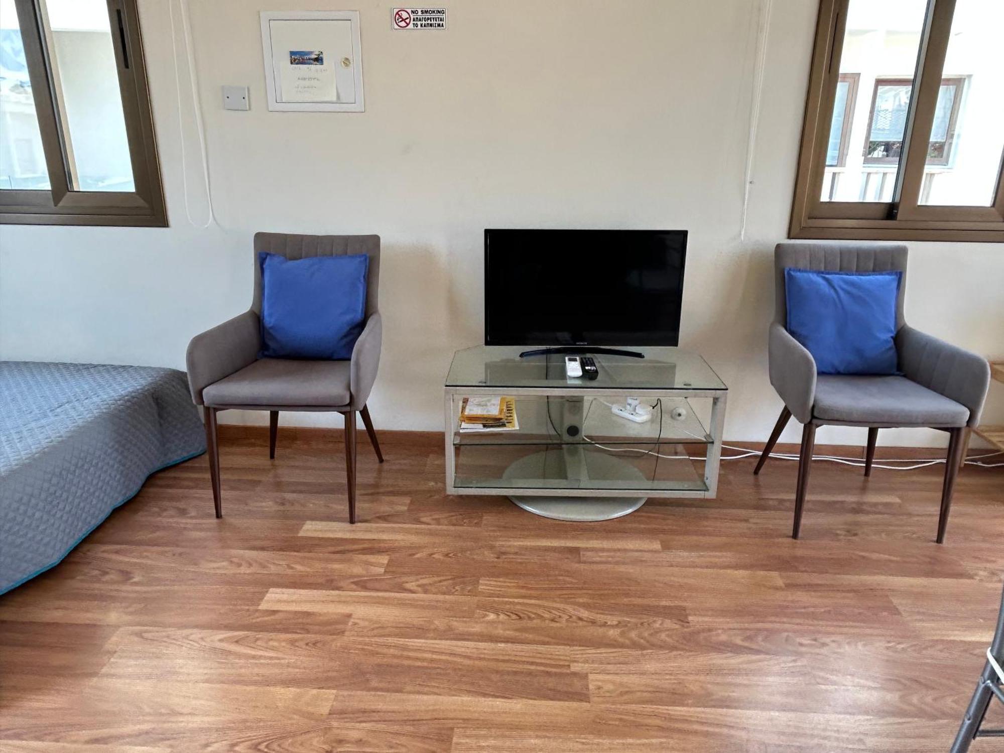 Extremely Comfy Apt With Spacious Private Terrace 10Min Walk To The Beach & In Town 拉纳卡 外观 照片